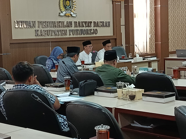 97-rapat_banggar.png